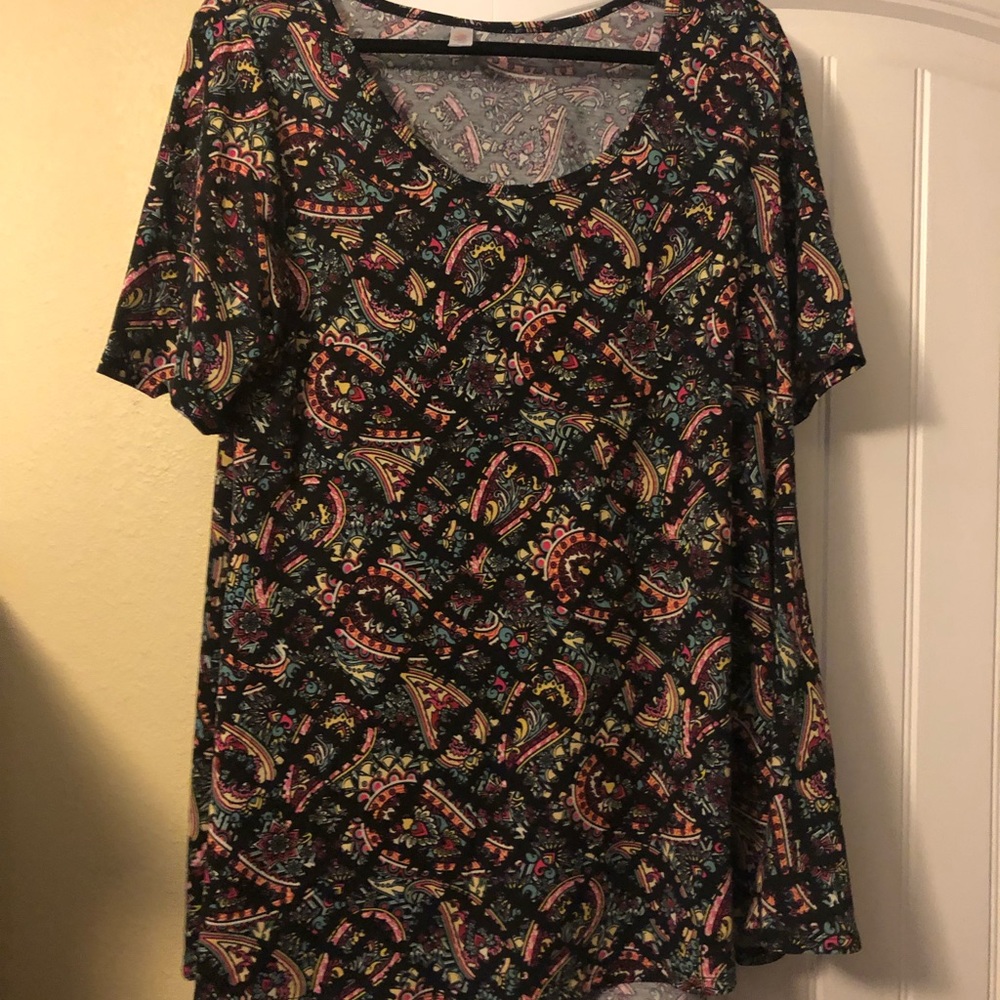 LuLaRoe Perfect T. Excellent condition